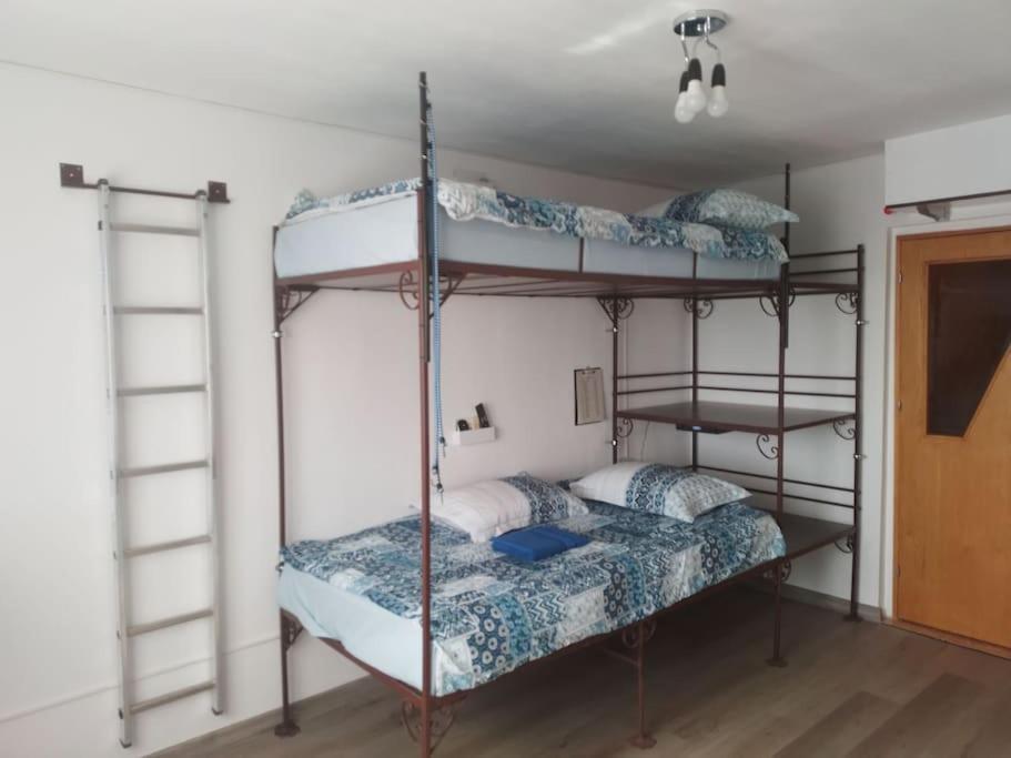 Apartament Mic Dormitor Informativ Turistic Bukareszt Zewnętrze zdjęcie